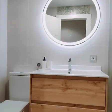 Апартаменти Apartamento Foncalada *