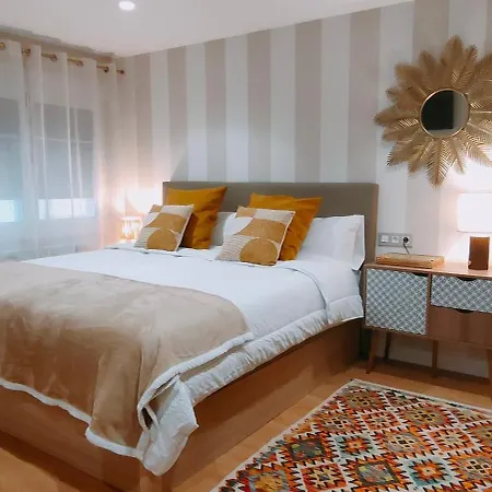 Апартаменти Apartamento Foncalada